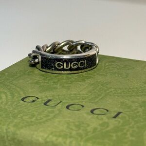 Gucci Silver and Black Chain Link Ring